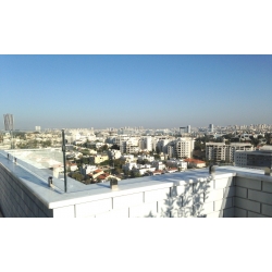 הגבהה מעקה למרפסת