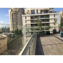 הגבהה מעקה למרפסת